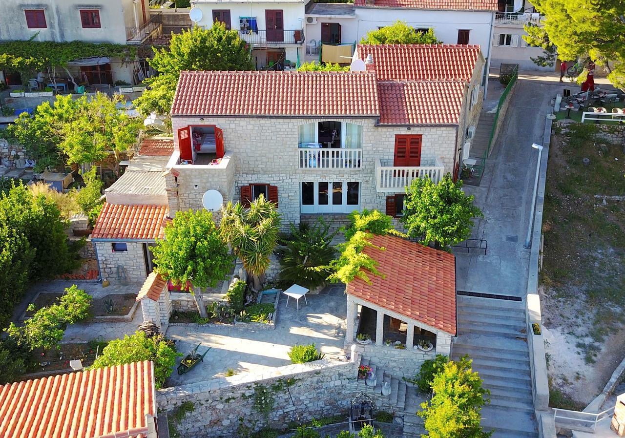 Apartments Racic Бол Экстерьер фото